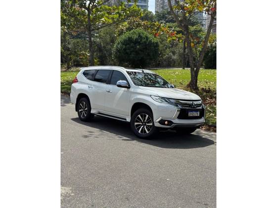 MITSUBISHI PAJERO SPORT 2.4 16V MIVEC TURBO DIESEL HPE AWD AUTOMÁTICO MITSUBISHI PAJERO SPORT 2.4 16V MIVEC TURBO DIESEL HPE AWD AUTOMÁTICO